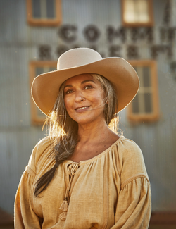 Lou & Nadine @Alana Landsberry