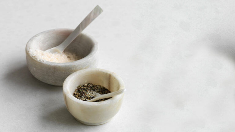Thumbnail: 4600 Organic White Caesarstone Quartz Sample