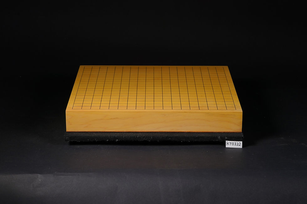 縮圖：【SET332】九州产本榧 天地柾 独木 桌上棋盘套组(月印34号、本桑棋笥)