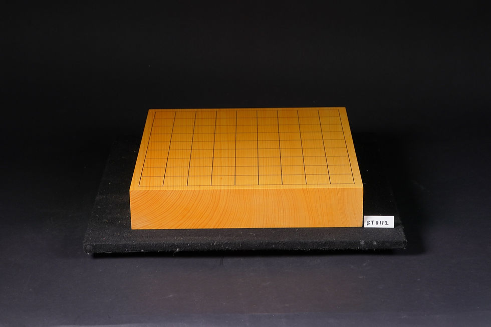 Thumbnail: 【ST0112】Kyushu Hon-Kaya  Masame(Straight Grain), One-piece Table Shogi Board.  Shogi Piece stand included.