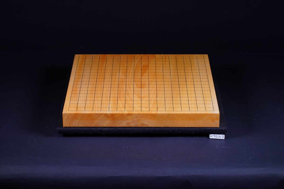 【KT0313】Hyuga Hon-Kaya, Itame (Flat Grain), Kiura, One-piece Table Go Board