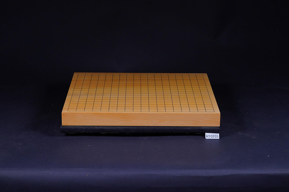Thumbnail: 【KT0355】Hyuga Hon-Kaya, Masame (Straight Grain), One-piece Table Go Board