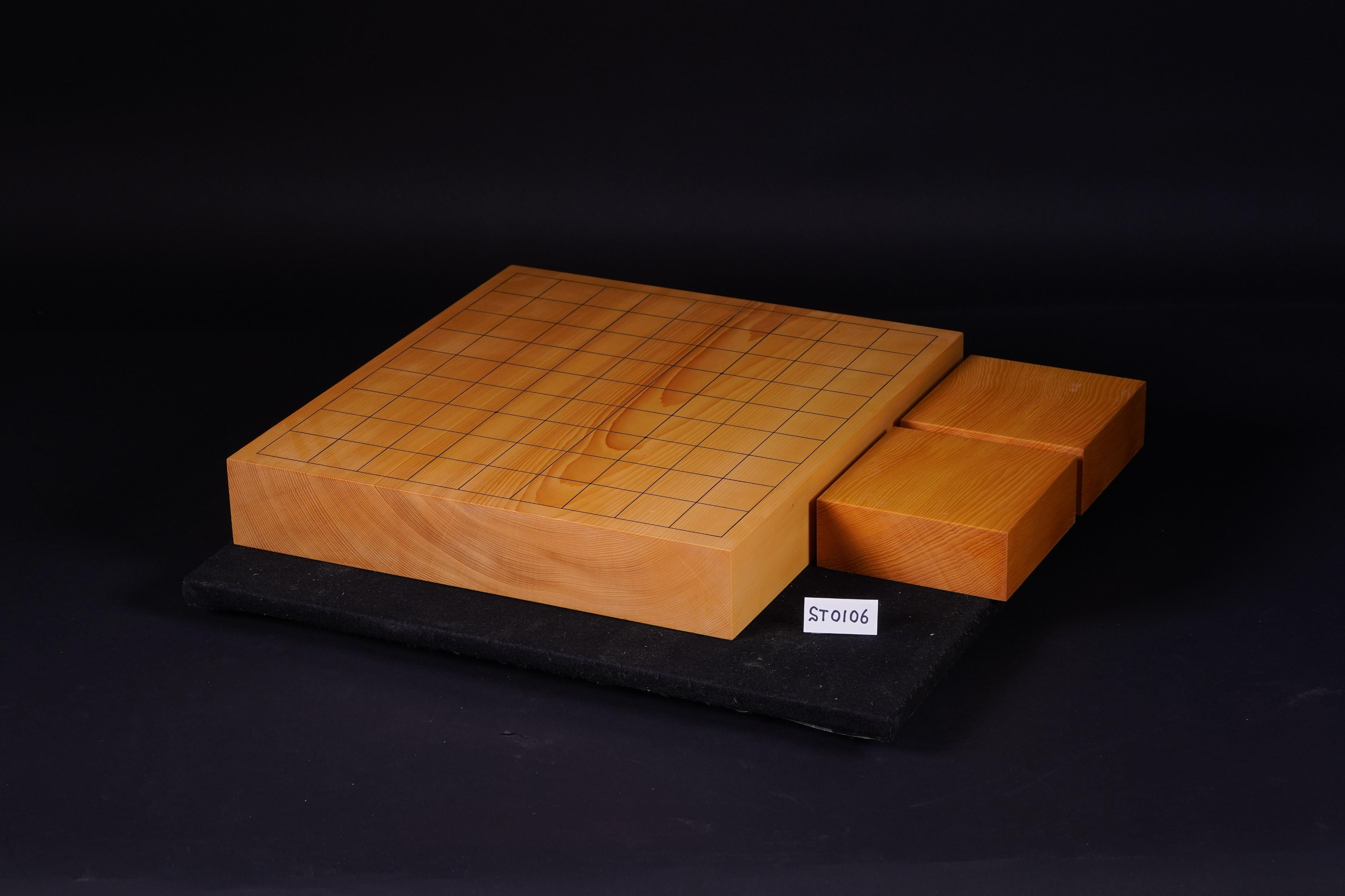【ST0106】Hyuga Hon-Kaya Itame (Flat Grain), Kiura One-piece Table Shogi Board. Shogi Piece stand included.