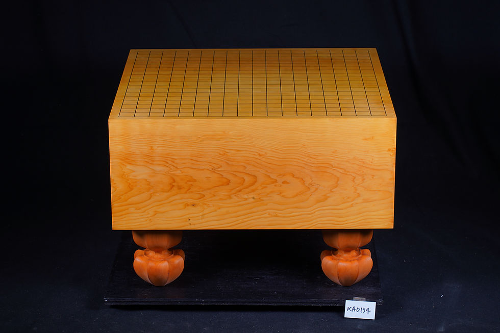 こうぴ 【希少】脚付 極厚 足付 碁盤 天地柾目 AM134】 囲碁盤