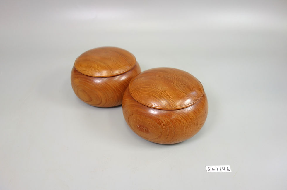 蛤碁石36号実用と欅碁笥 本蛤碁石 実用34号 | 前川