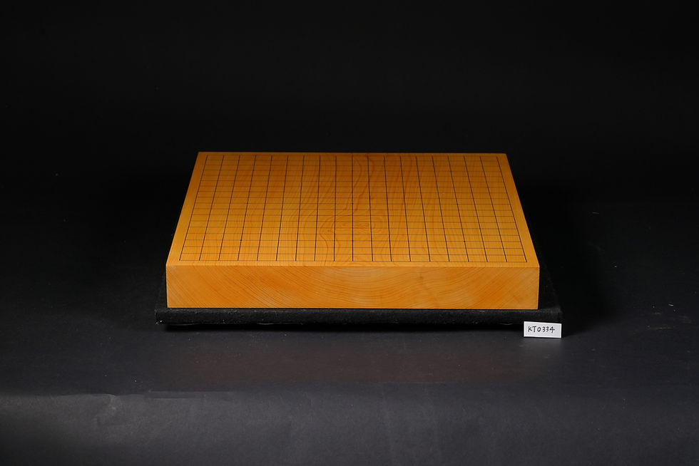Thumbnail: 【KT0334】Kyushu Hon-Kaya, Itame (Flat Grain), Kiura, One-piece Table Go Board