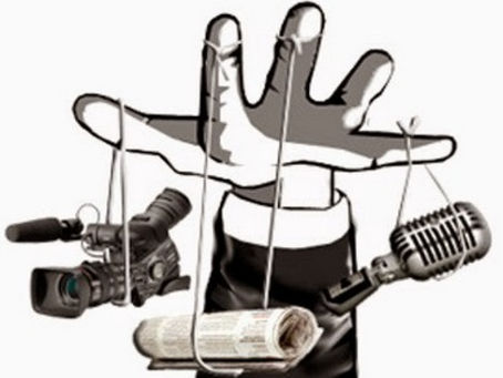 EL PERIODISMO ES UNA MENTIRA