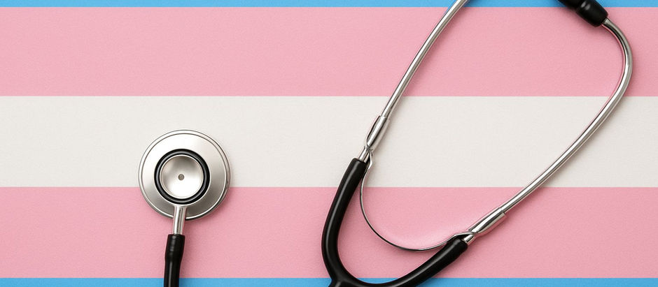 MÁS ALLÁ DE LA CONSULTA