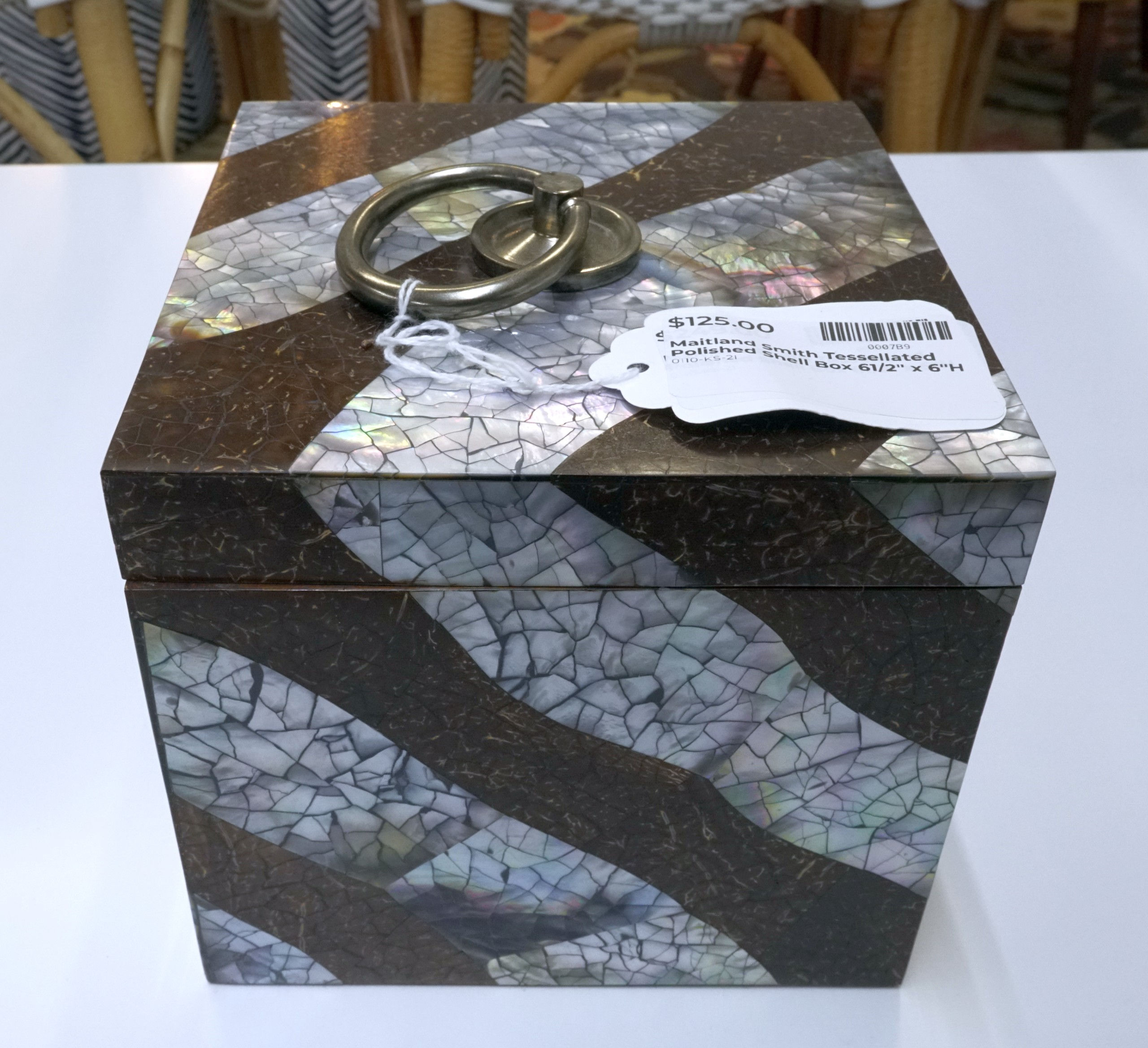 Maitland Smith Tessellated Polished Shell Box 6.5" x 6" $125.00