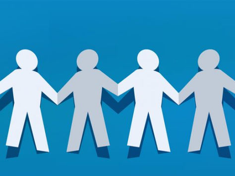 Conformity Hinders Group Performance in Variable Environment