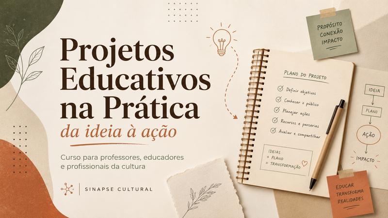 Mesa com cadernos, lápis e canetas