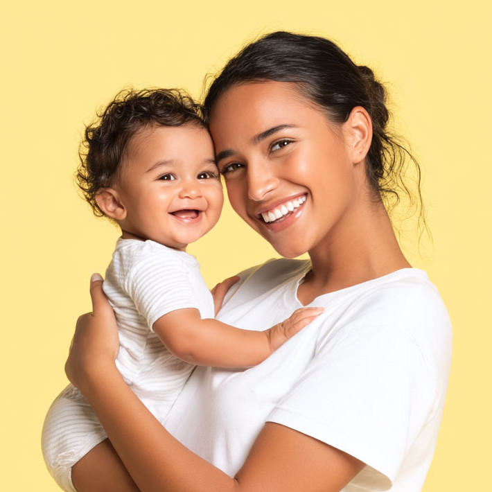 ooovermax_Smiling_young_mother_in_white_t-shirt_holding_a_hap_0197ecc1-5215-425b-a96f-e201
