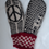 Miniatyrbilde: PEACE – votter med peacemerke