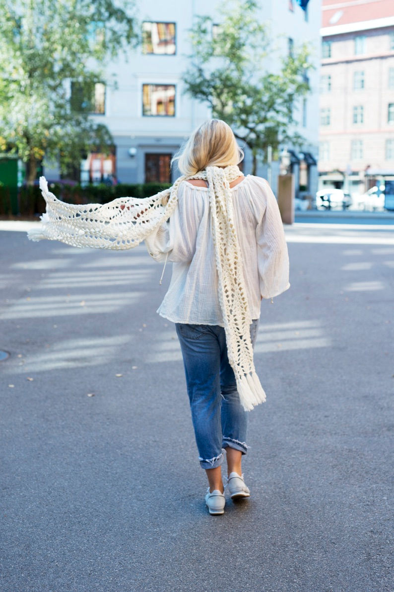 Miniatyrbilde: HEKLET HVITT SKJERF i Carpe Diem