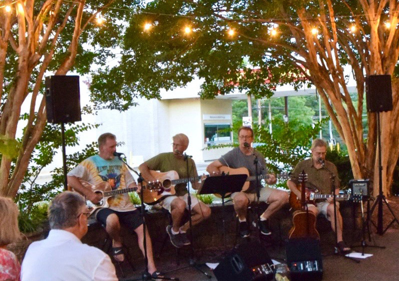 Live Music in Downtown Mooresville
