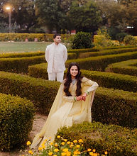 It is the decore done by singhal reations, best wedding decorator in India