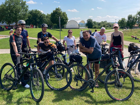 KGM on Tour: Radlerhose an, Fahrradhelm auf! Los geht´s.    
