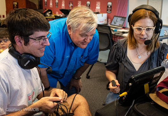 Kevin Grantham N5KRG checks in with Grant Gilliam KE5ERW and Amanda Gilliam KG5QWT.