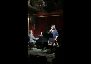 イベントの司会や講演の仕事もしております🎵🎹🎤