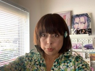 髪にワンポイントのDesignを・・👧🎀