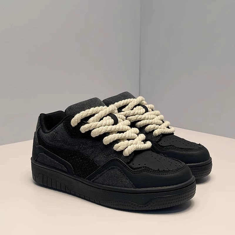 Thumbnail: Tênis Blackout Chunky Rope