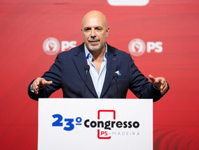 Paulo Cafôfo: "Saio da liderança, mas não saio do combate"