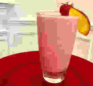 strawberry smoothie with peach