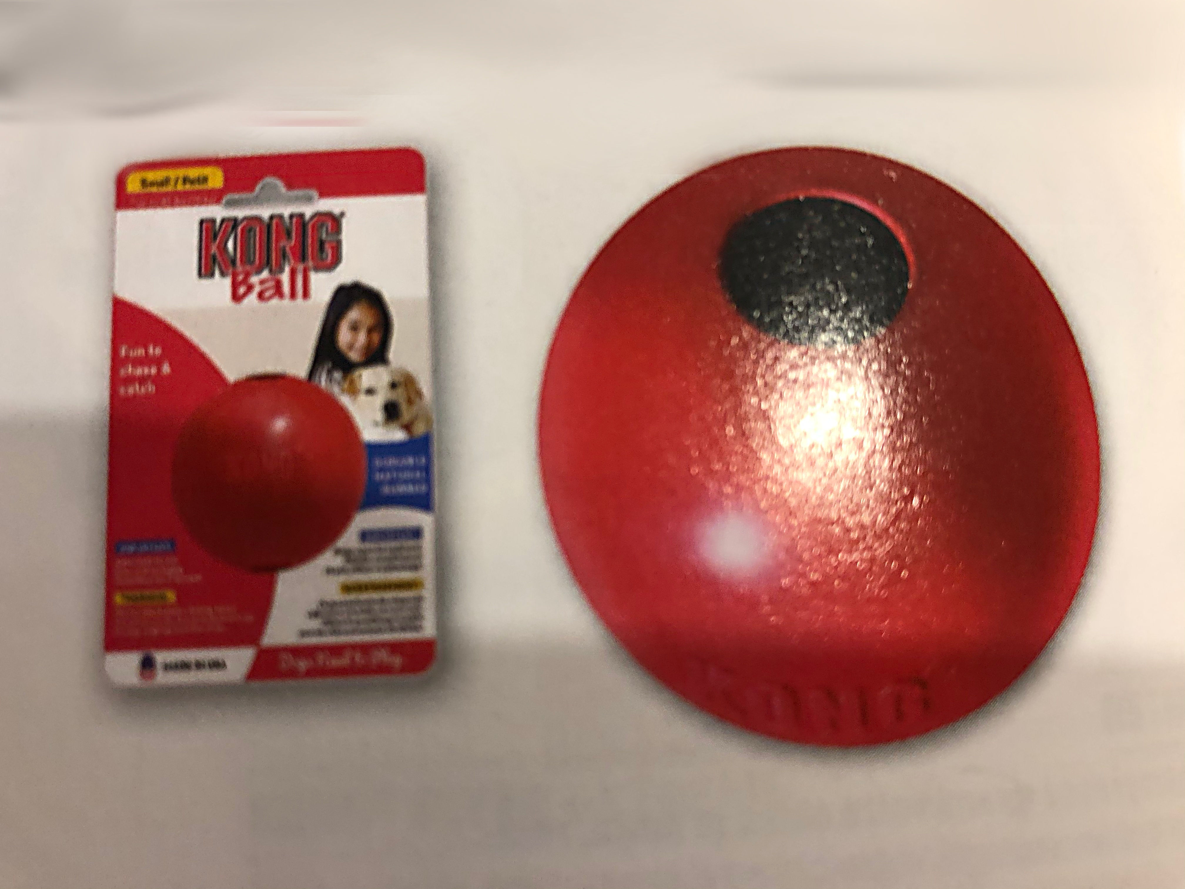 Balle Kong pour chiot , 2 tailles et 2 prix