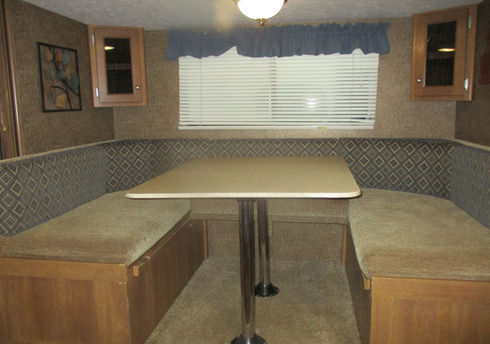 TX 340 DINETTE.JPG