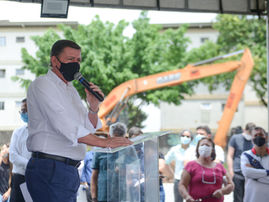 Prefeito Orlando Morando dá início às obras de construção da Av. Marginal Ribeirão dos Couros