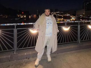 Gabe Jake Dillon grava clipe em Berlim