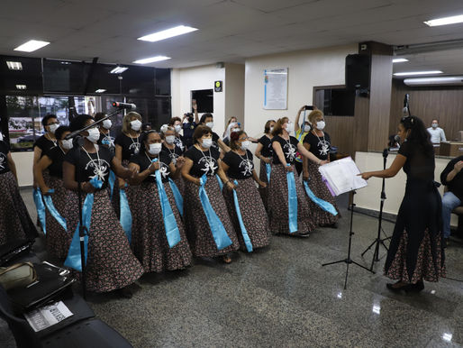 Mulheres em Movimento vai virar programa municipal com base em lei