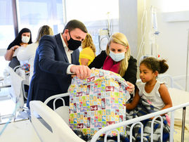 Prefeitura de São Bernardo presenteia pacientes infantis internados no dia 12 de outubro