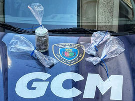 GCM de São Caetano detém indivíduo por tráfico de drogas no Centro