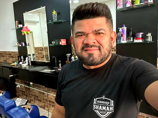 De Acopiara para o espelho dos famosos: Thayson Barbeiro transforma histórias em estilo