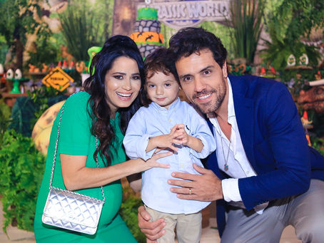 Thiago Arancam e Aline Frare celebram os três anos do pequeno Francisco
