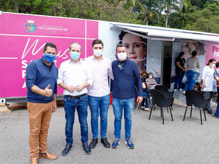 Outubro Rosa: Carretas da Saúde realizam mais de 1,5 mil procedimentos em uma semana