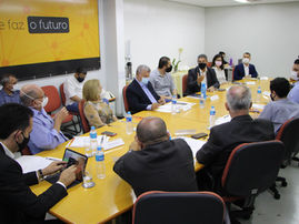 Montadoras do Grande ABC debatem desafios para indústria no Consórcio ABC