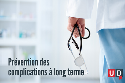 Poingt fermé tenant un stéthoscope.