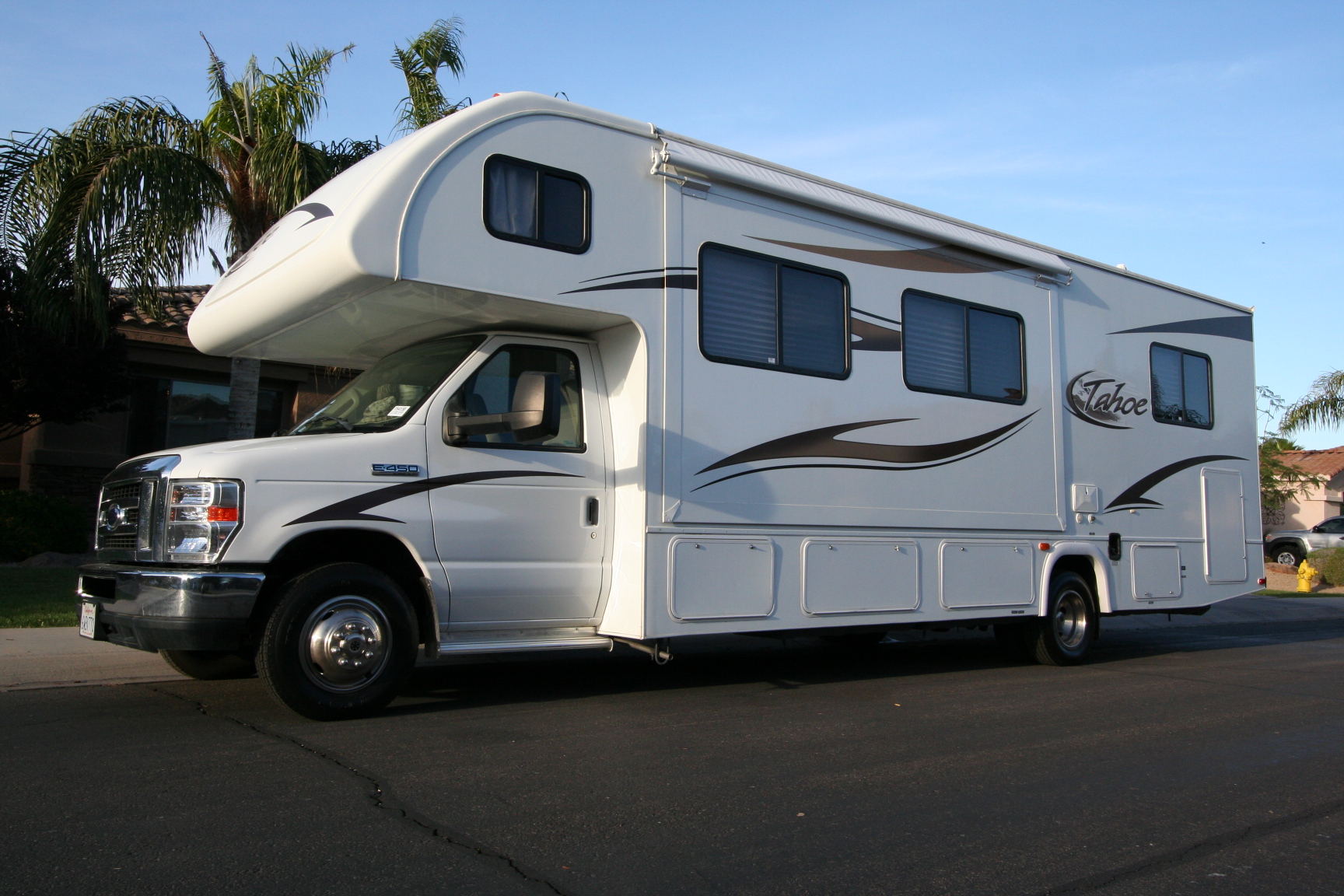 31C Class C RV Rental RV Phoenix, LLC