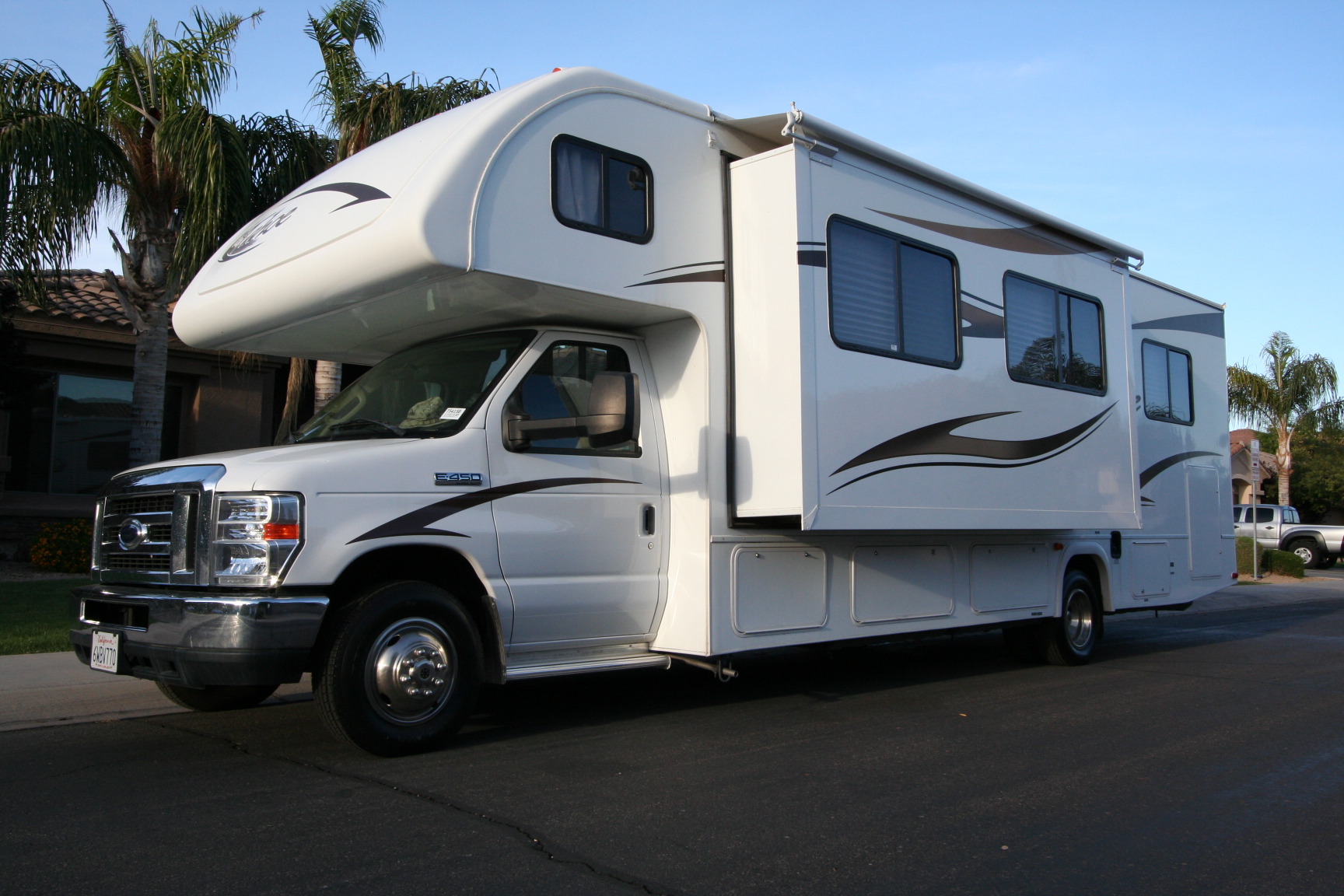 31C Class C RV Rental RV Phoenix, LLC