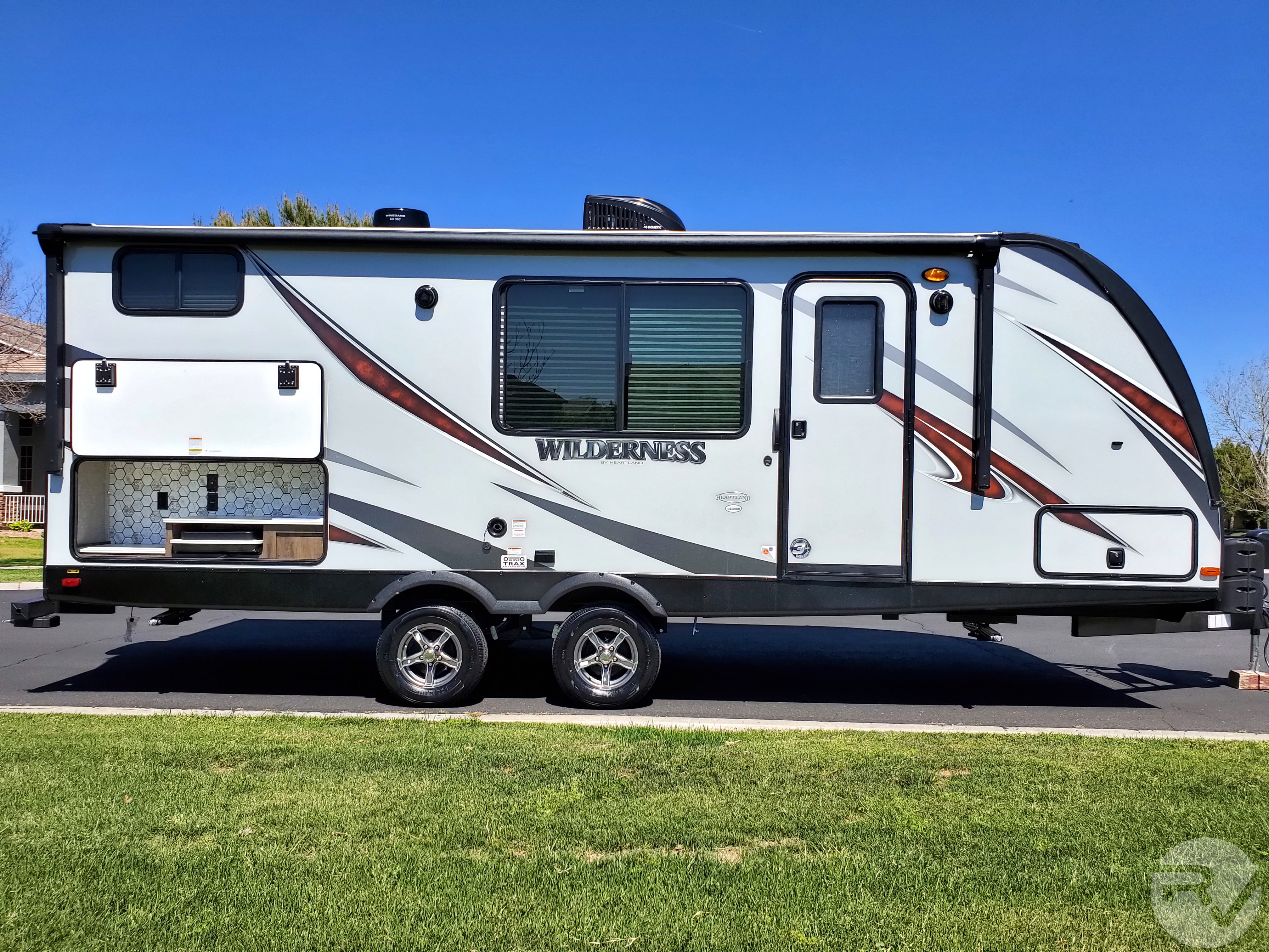 2300 DB Wilderness Trailer Rental RV Rental RV Phoenix, LLC