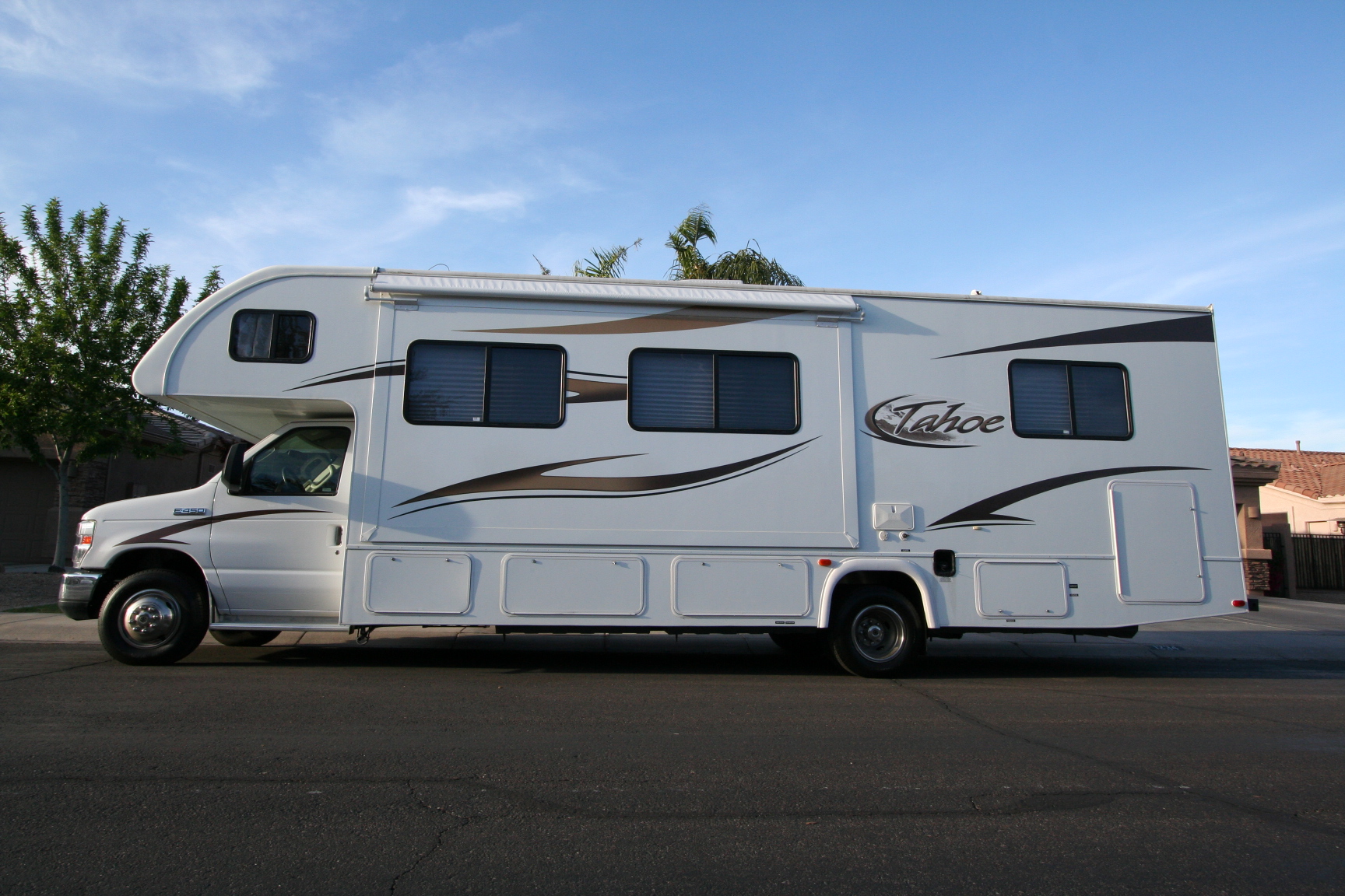 31C Class C RV Rental RV Phoenix, LLC