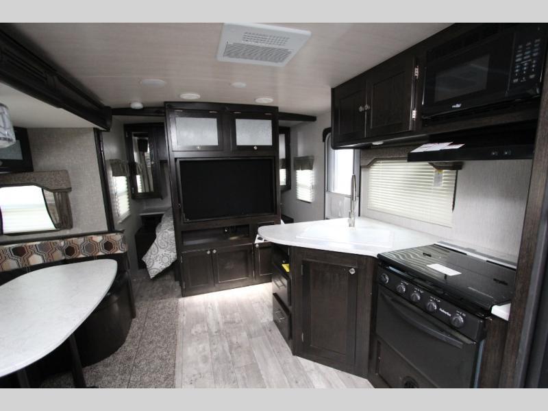 24BHS Trailer Rental RV Rental RV Phoenix, LLC