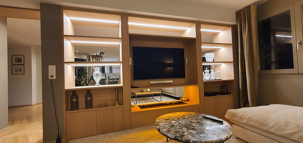 Parois TV en Chêne