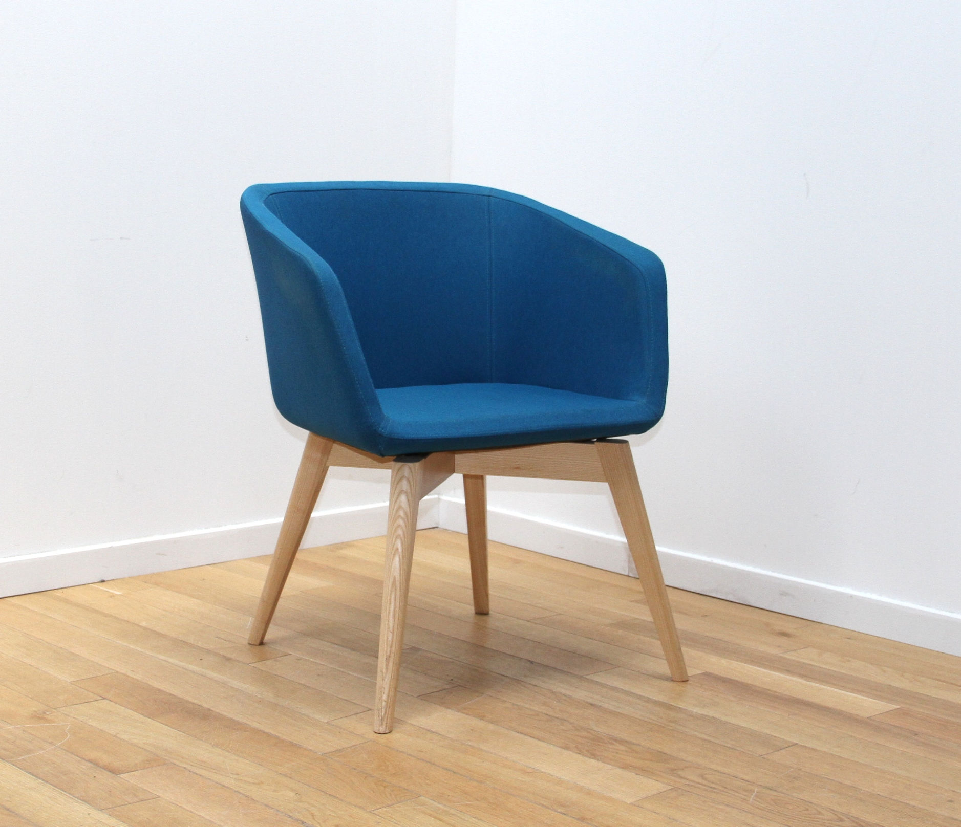 Chaise Tula, Narbutas