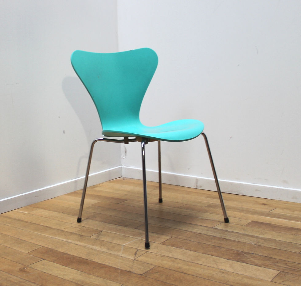 Miniature : Suite de 9 chaises papillon 3107, Arne Jacobsen