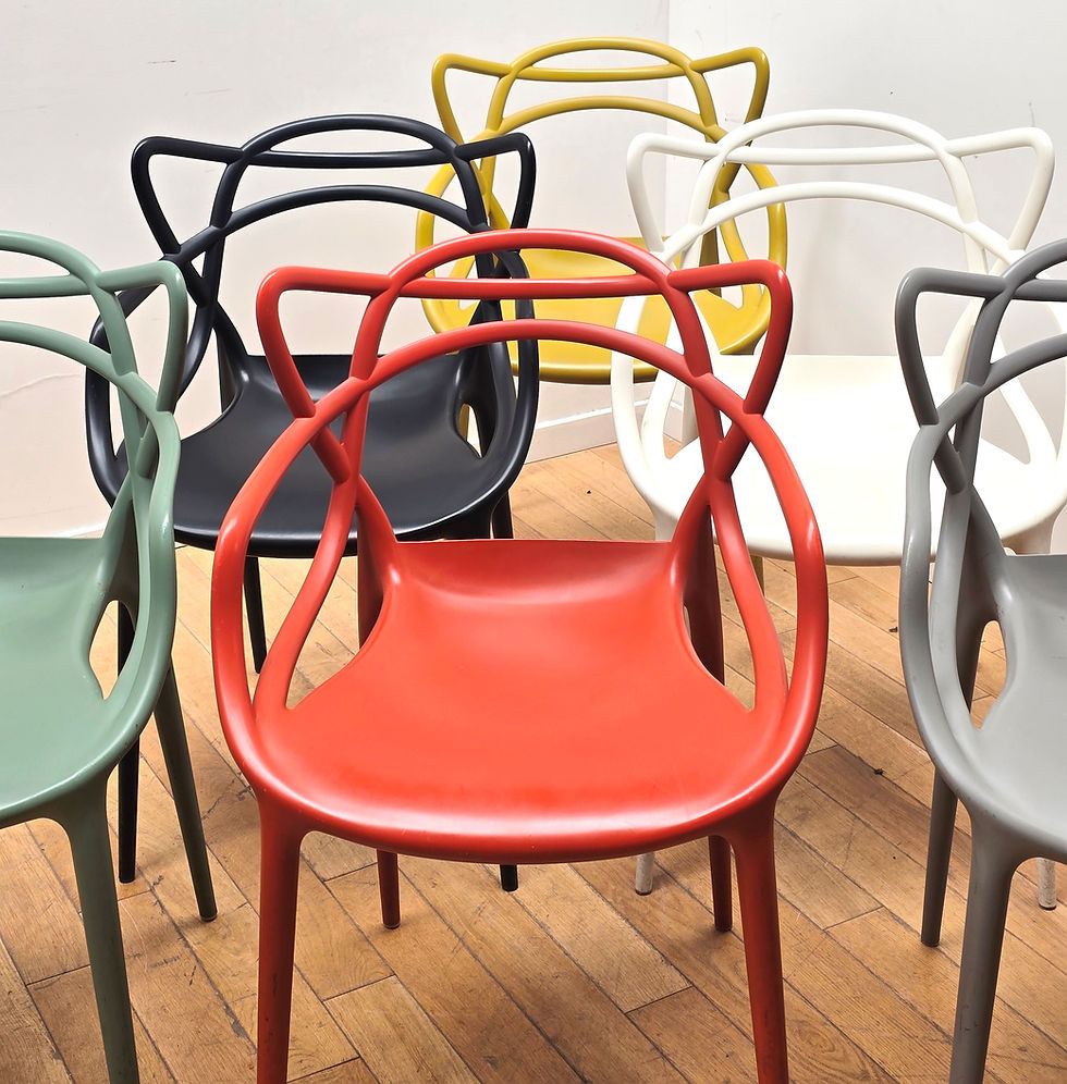 Miniature : Suite de 6 chaises Masters, Kartell