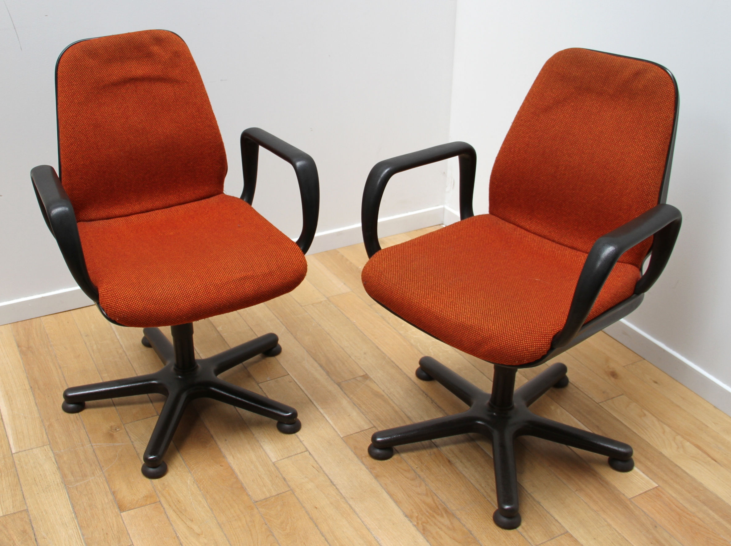 Paire de fauteuils de bureau vintage