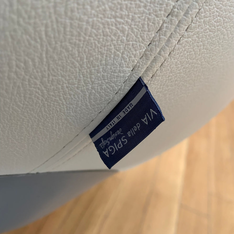 Miniature : Fauteuil boule Via Della Spiga.